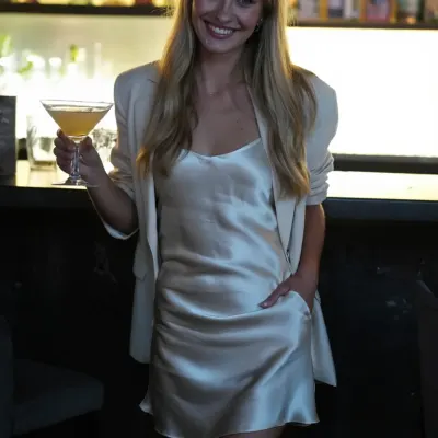 Альбина, 31